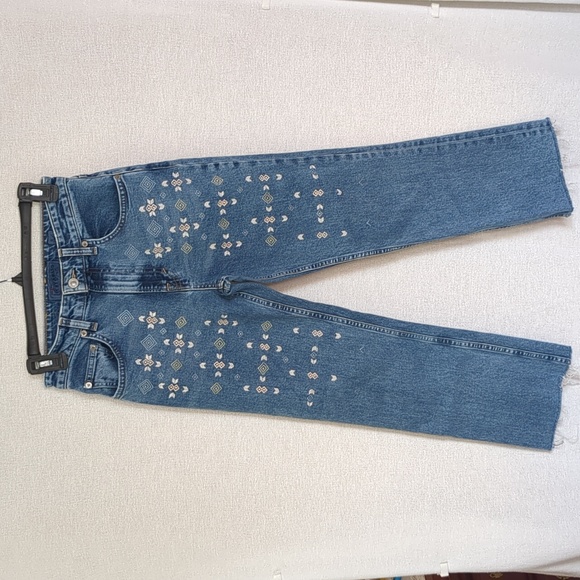 Lucky Brand Pins Aztec High Rise cropped embroidered Jeans Size 25 - Picture 2 of 12